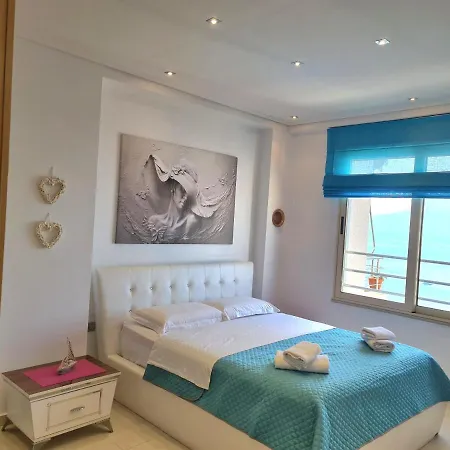 Luxury Seafront